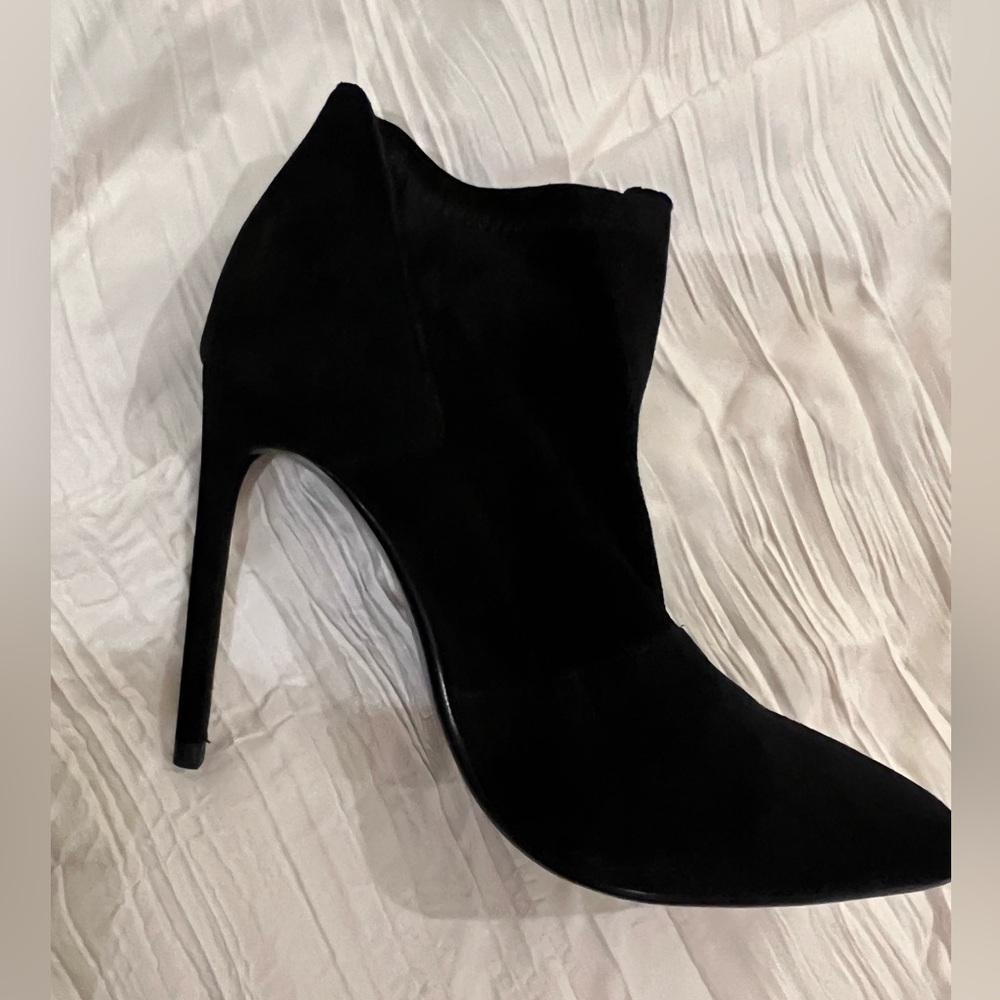 Zara Stiletto Suede Booties